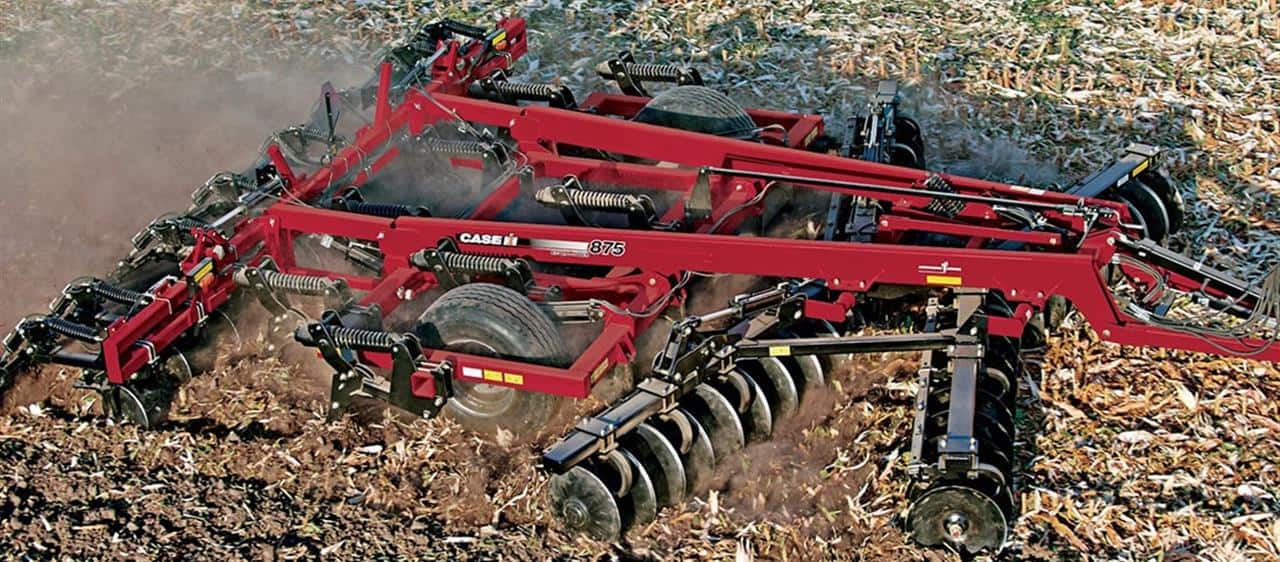 Case IH Ecolo-Tiger 875 tackles primary tillage from Kuban to Volga regions in Russia